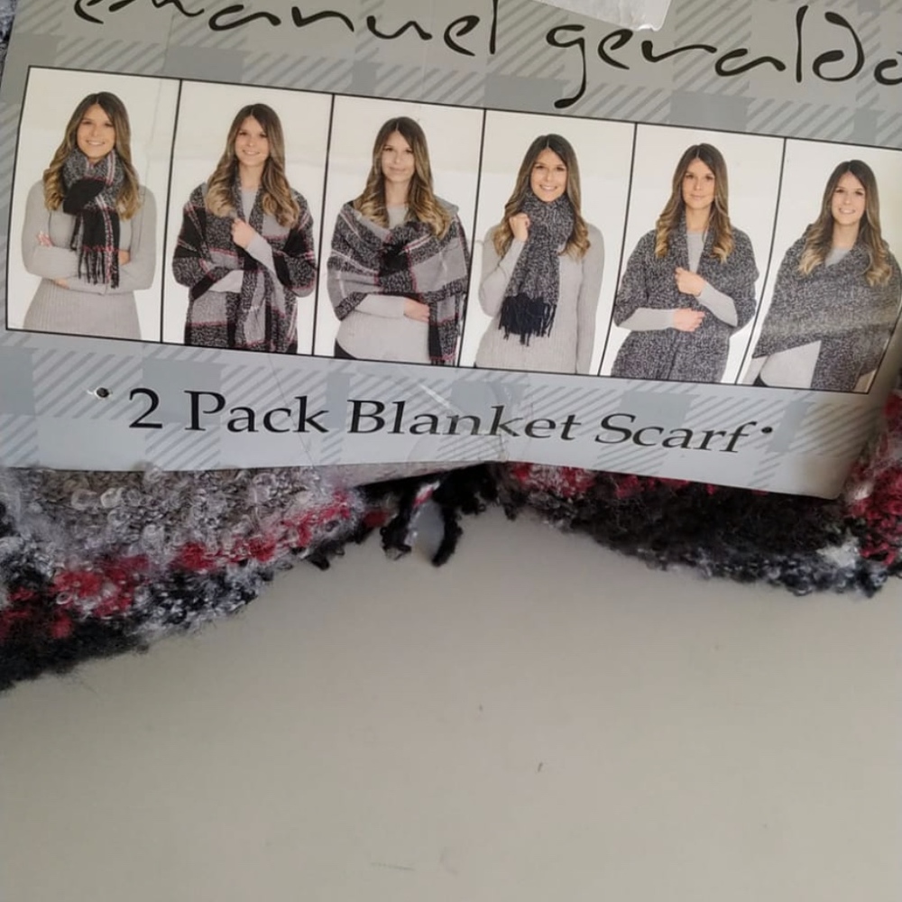 Emanuel Geraldo Womens Infinity Scarf 2-Pack - Picture 8 of 8